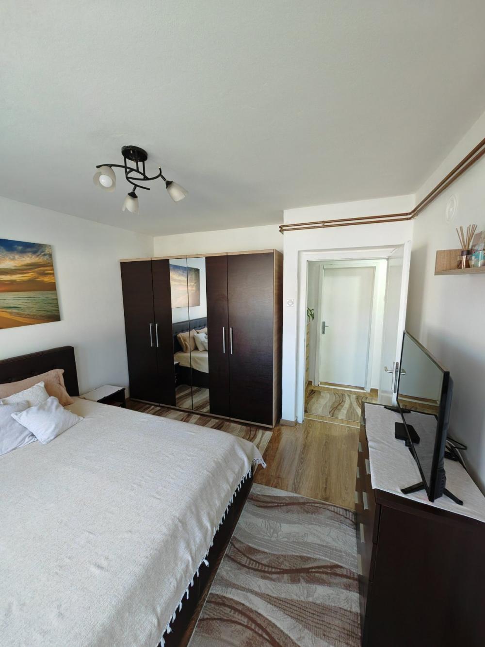 Slika 3 - Renoviran stan 2,5-soban u blizini Plaze